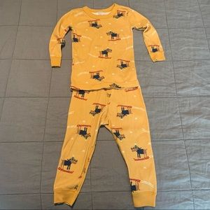 Hannah Andersson Pajamas winter theme skiing moose